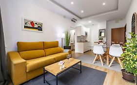 Soho Apartments
